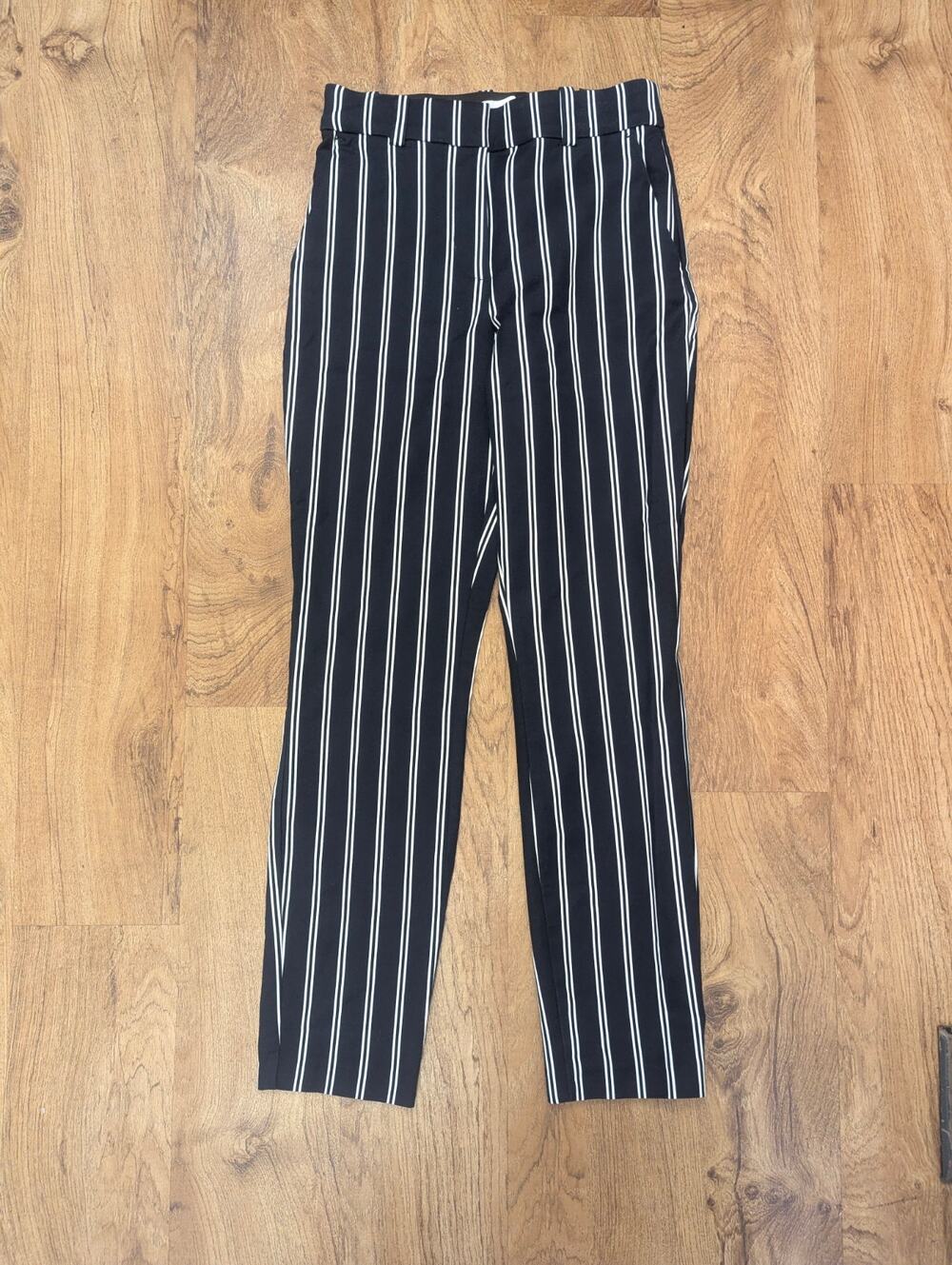 H&M Navy White Vertical Stripe Pants Size 2 – Tailored Slim Trousers